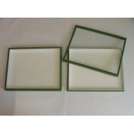05.22 - Boxes with glass lid 15x18x5,4 cm - green