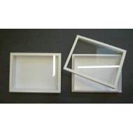 05.24 - Box with glass lid 18x23x5,4 cm - white