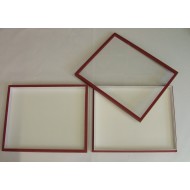 05.406 - Box with glass lid 40x43x6 cm - red