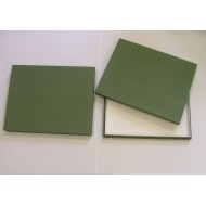 05.90 - Entomologická krabice 31,5x38x6 cm, polepená plátnem bez výplně dna - PLNÉ VÍKO pro UNIT SYSTÉM - PLAST - zelená